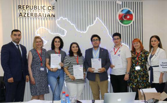 Staff and students at the Creative Spark project Azerbaijan.